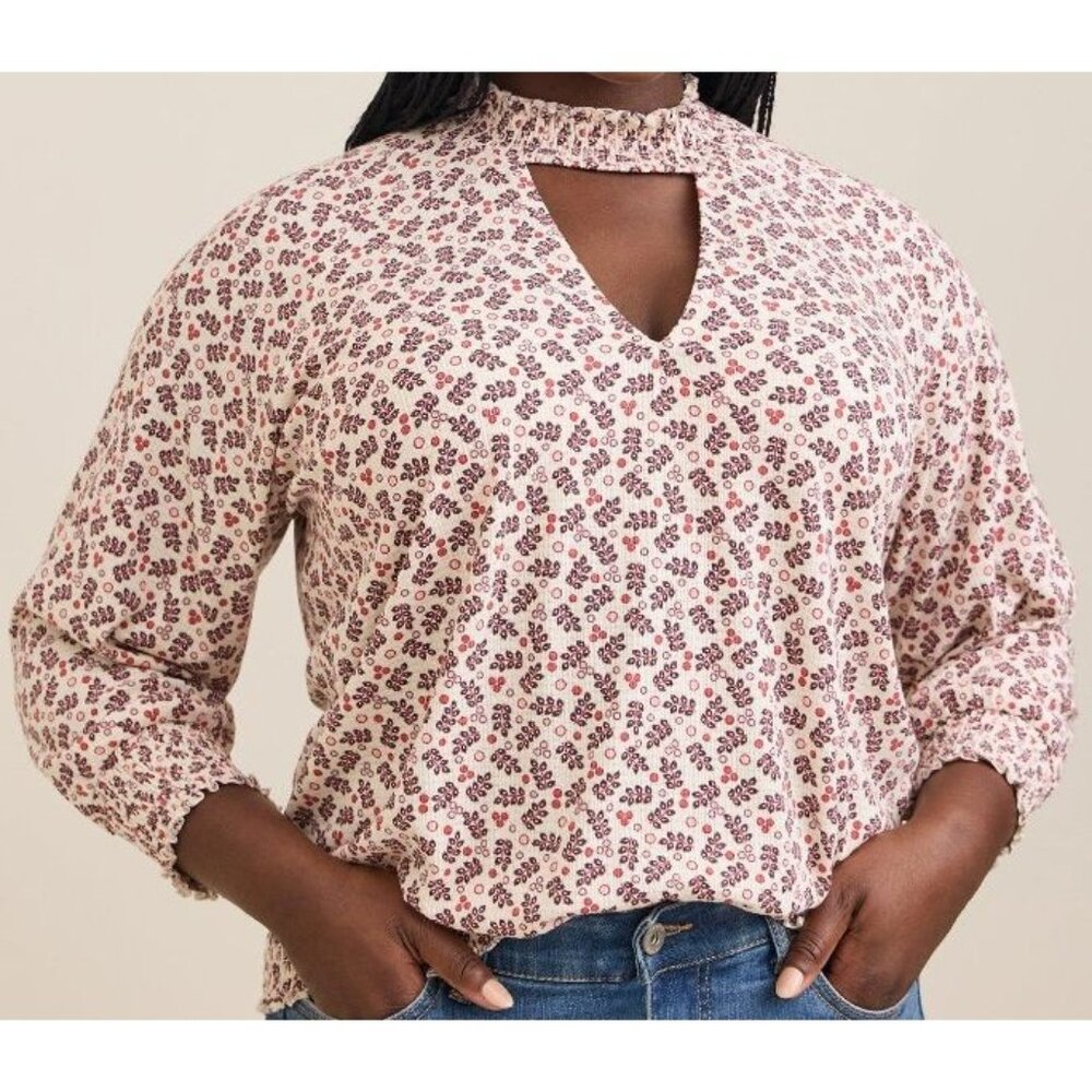 Torrid Ribbed Textured Jersey Choker Neck Smocked Bottom Top Cream 5X NEW
